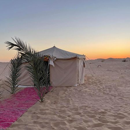 Luxury Camp Dunes Insolites Sabria Exterior foto