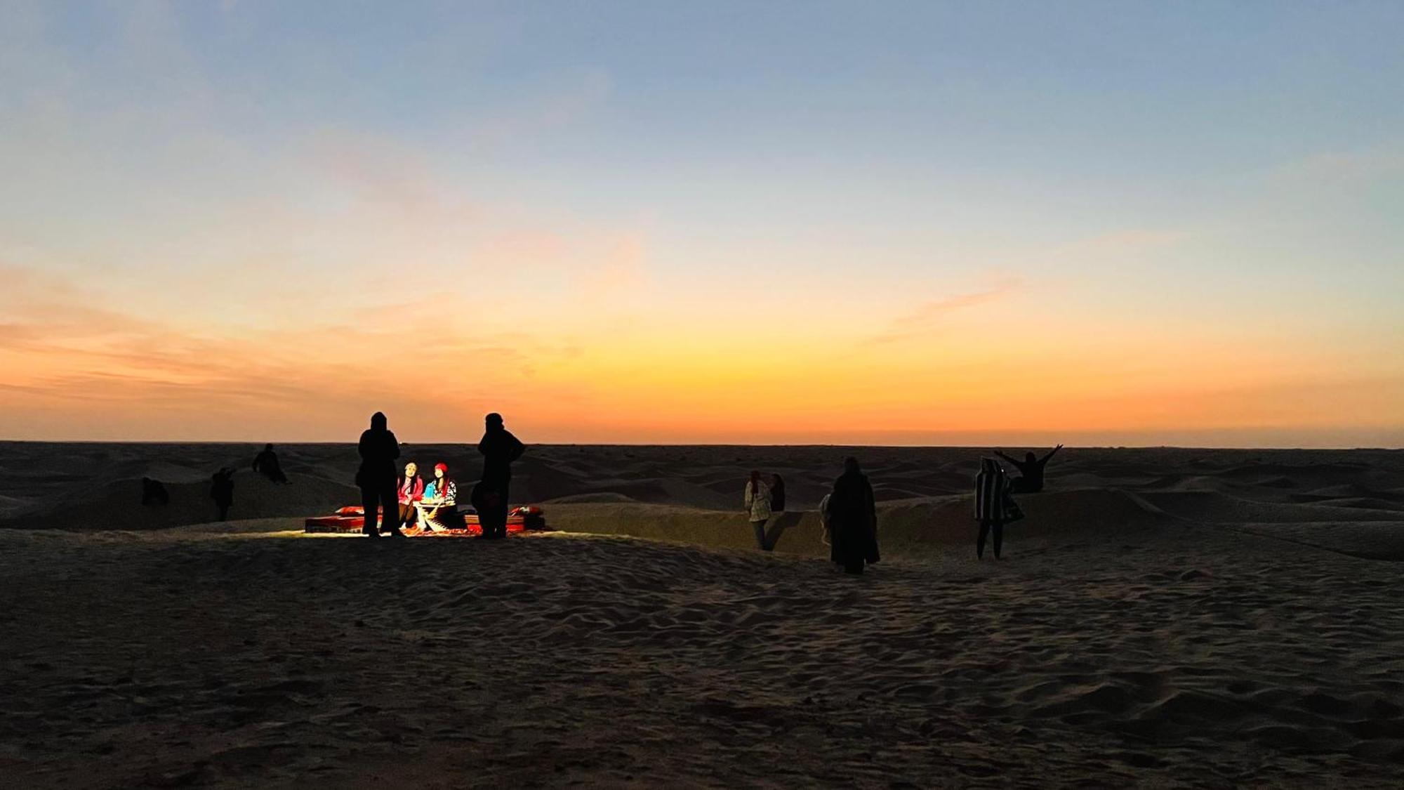 Luxury Camp Dunes Insolites Sabria Exterior foto