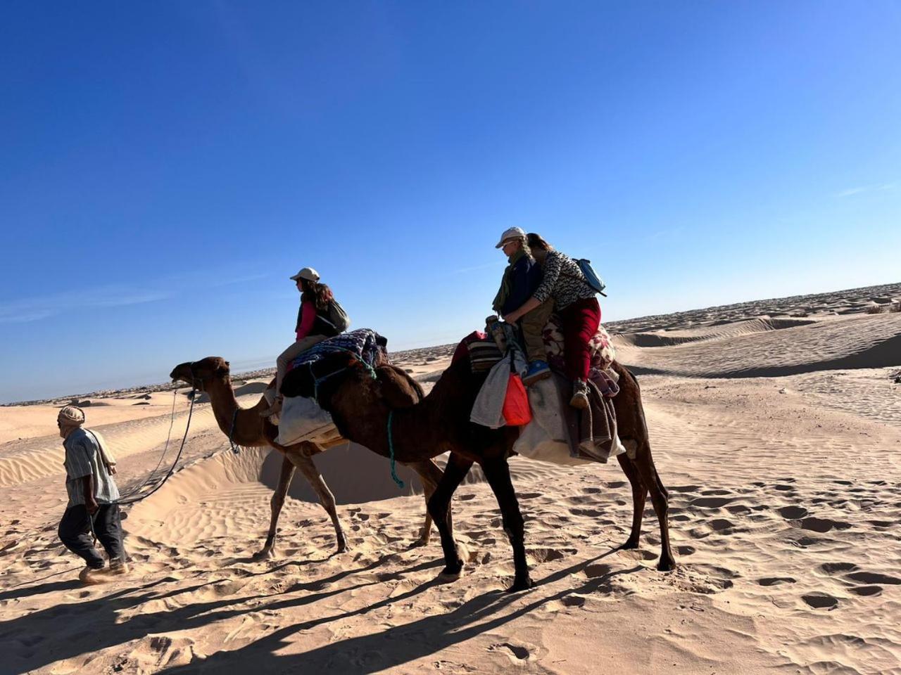 Luxury Camp Dunes Insolites Sabria Exterior foto